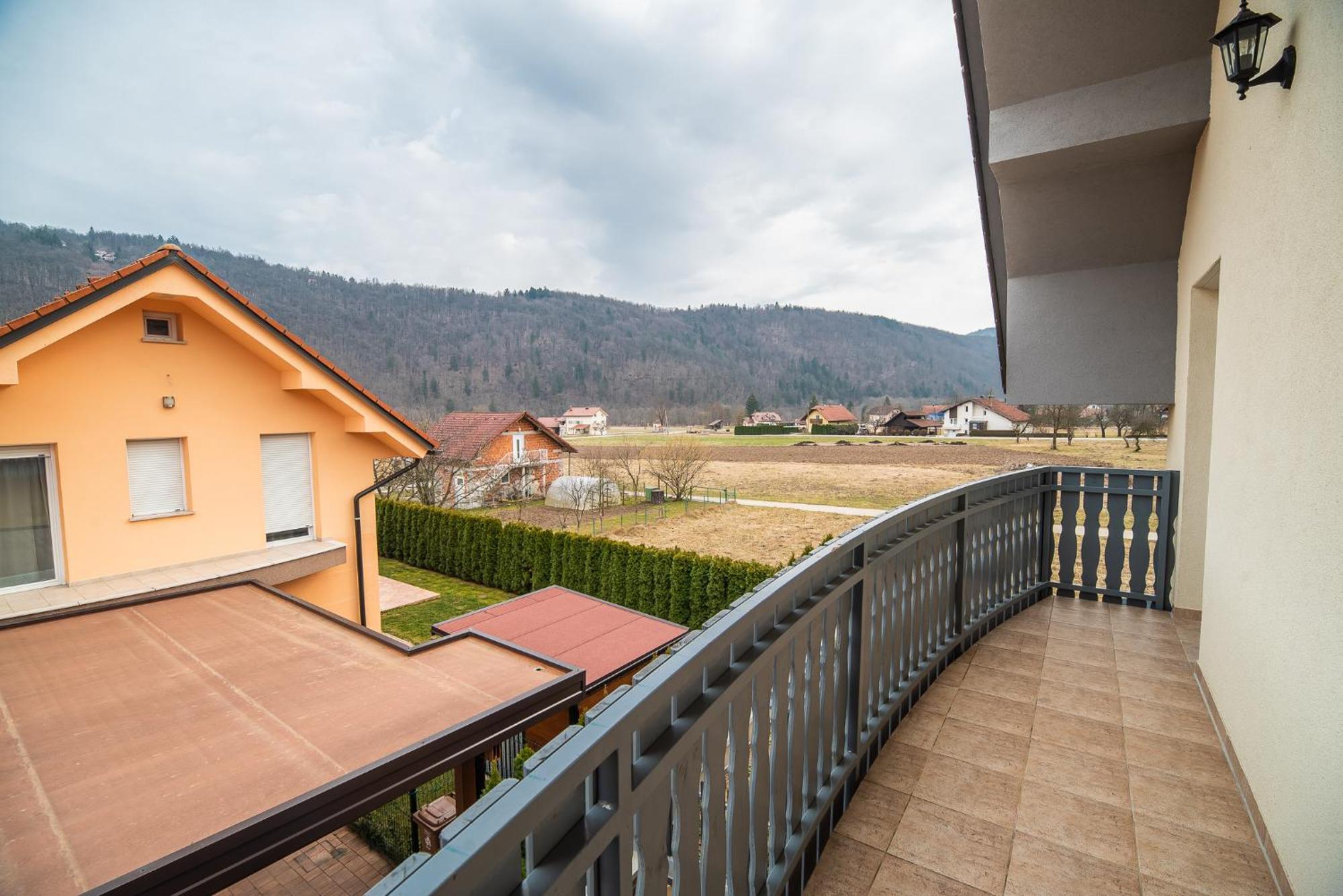 Apartment Zelimlje Škofljica Екстериор снимка