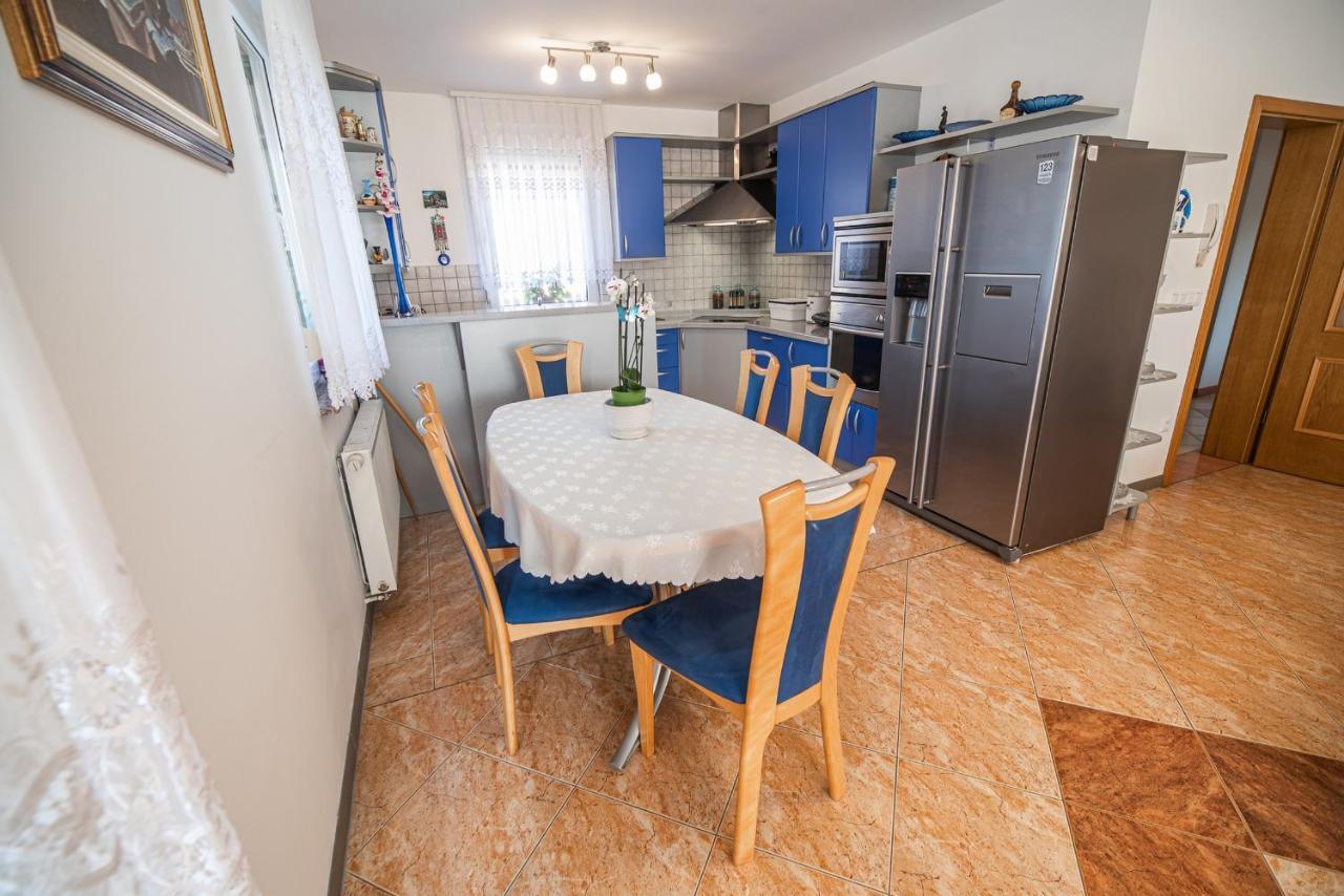 Apartment Zelimlje Škofljica Стая снимка